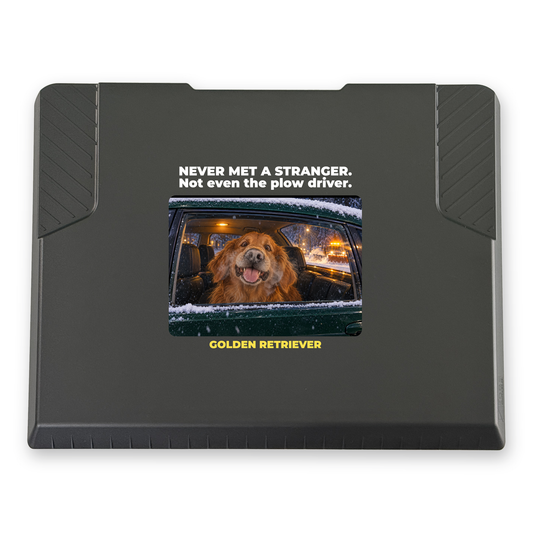 The EDGE snow and ice scraper with the Golden Retriever design "Never Met a Stranger", 8 x 8 in, top view