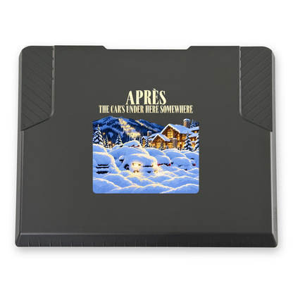 The EDGE snow and ice scraper with the Après print, 8 x 8 in, top view