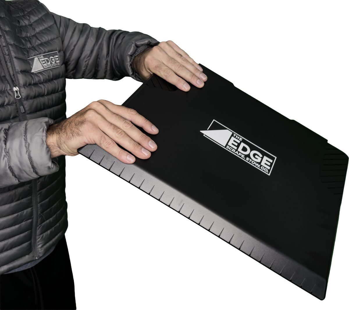 Extended Reach Hold: The EDGE turned 90 degrees so a 14 inch blade leads, hands on the near 14 inch side